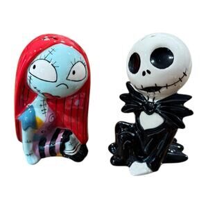 LRG Disney Handpainted Night Before Christmas Jack & Sally Salt & Pepper Shakers